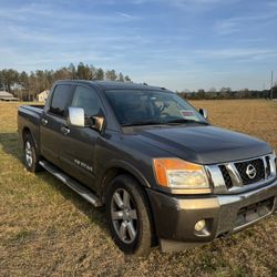 2014 Nissan Titan