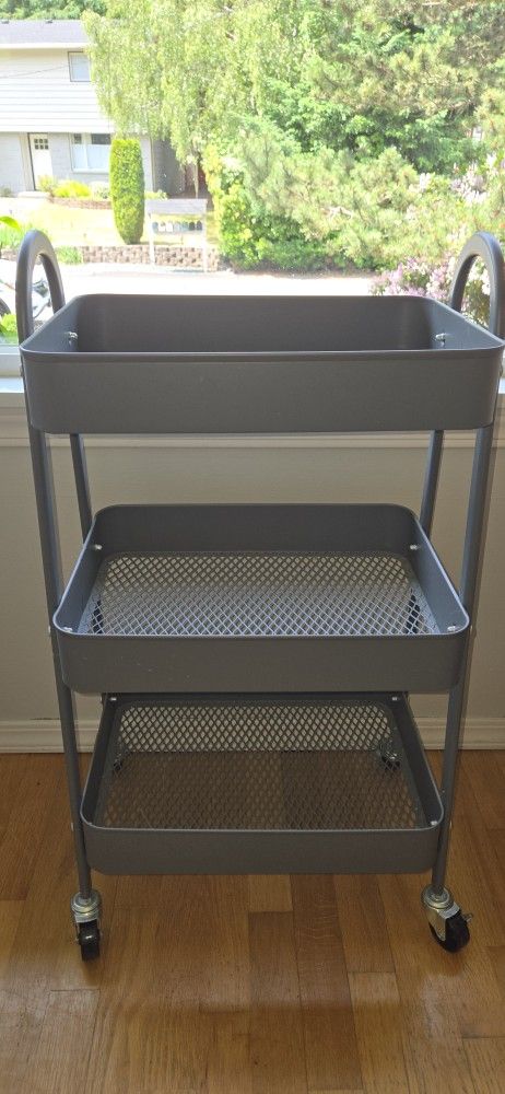 Tiny Rack On Wheels