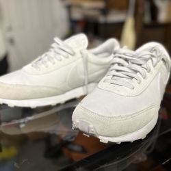 NIKE DBreak Premium Women's sneaker sz 11 $60