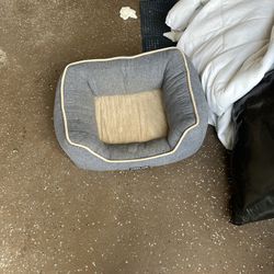 Small Dog Bed 