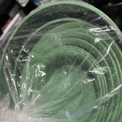 Plastic pots mixed sizes new set 