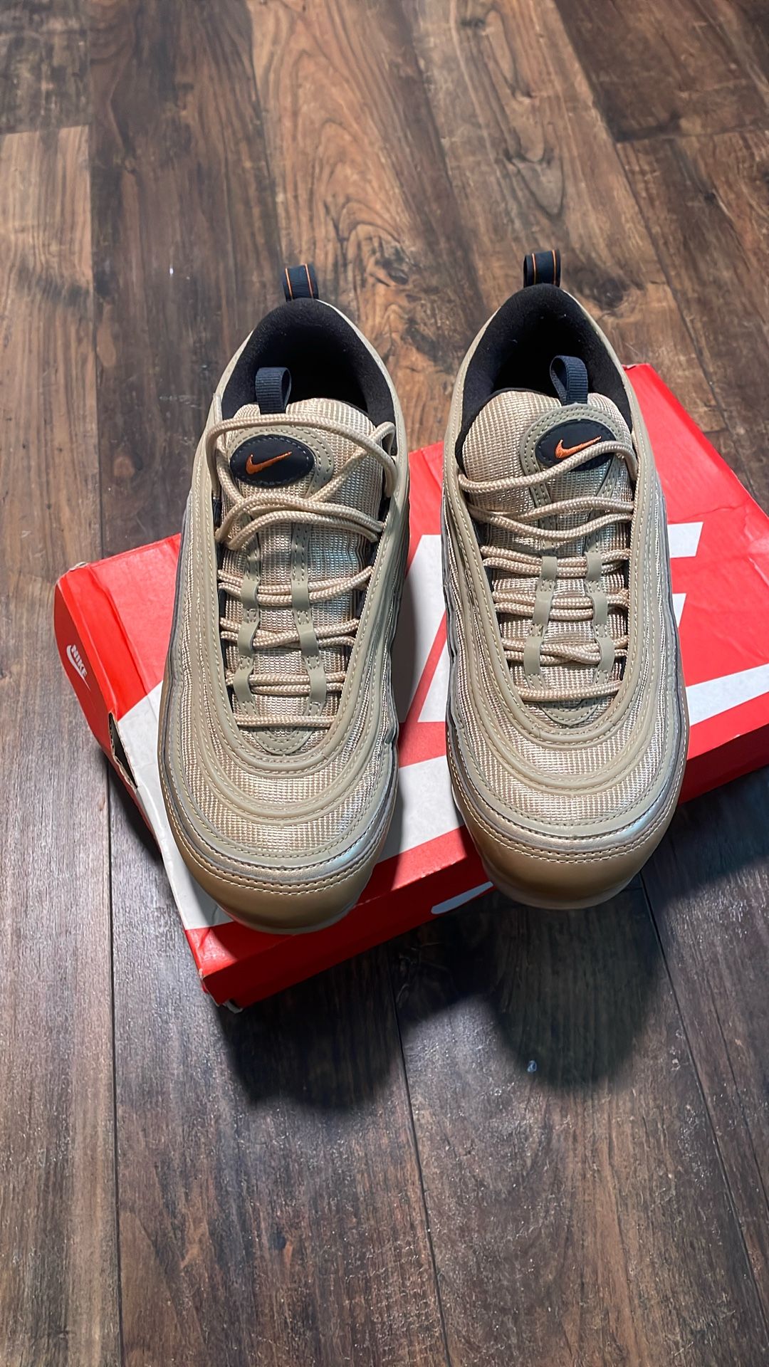 Women’s Air VaporMax ‘97 (size 9)