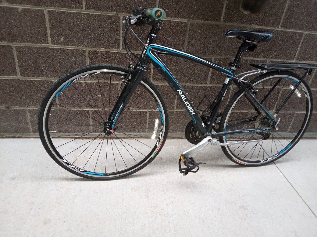 Raleigh Alysa FT2 Trek