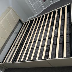iPormis King Size Bed Frame