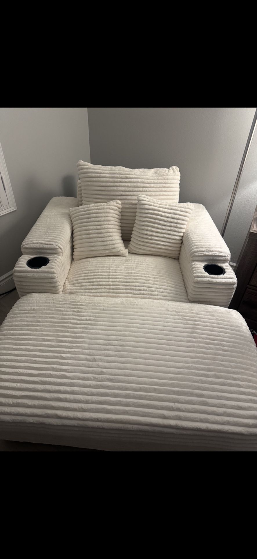 Oversized Accent Chair With Storage Ottoman