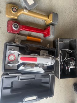 Carpet Installation Tools – Lot