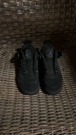 Air Jordan 4 Black Cat Sneakers