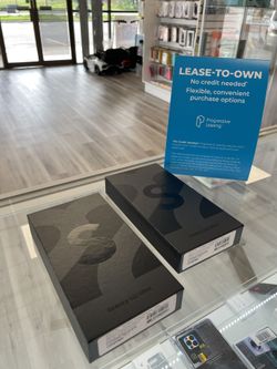 Galaxy S22 Ultra 5G Factory Unlocked With Full Warranty 