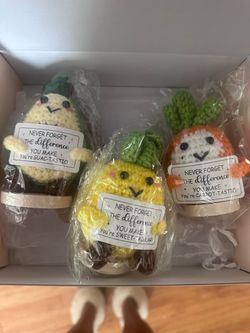 FREE Crochet knitted veggie gifts