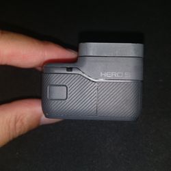 CHEAP! Go Pro Hero 5 BLACK.