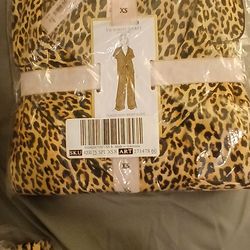 Victoria Sercert women's pajamas