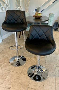 New bar stools in box/ adjustable barstools