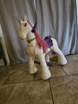 Feber Ride On Unicorn 