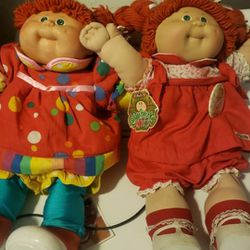 Cabbage Patch dolls With Signature