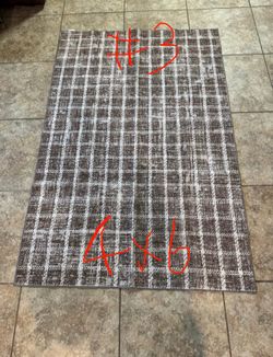 4x6 New washable area rug (New)