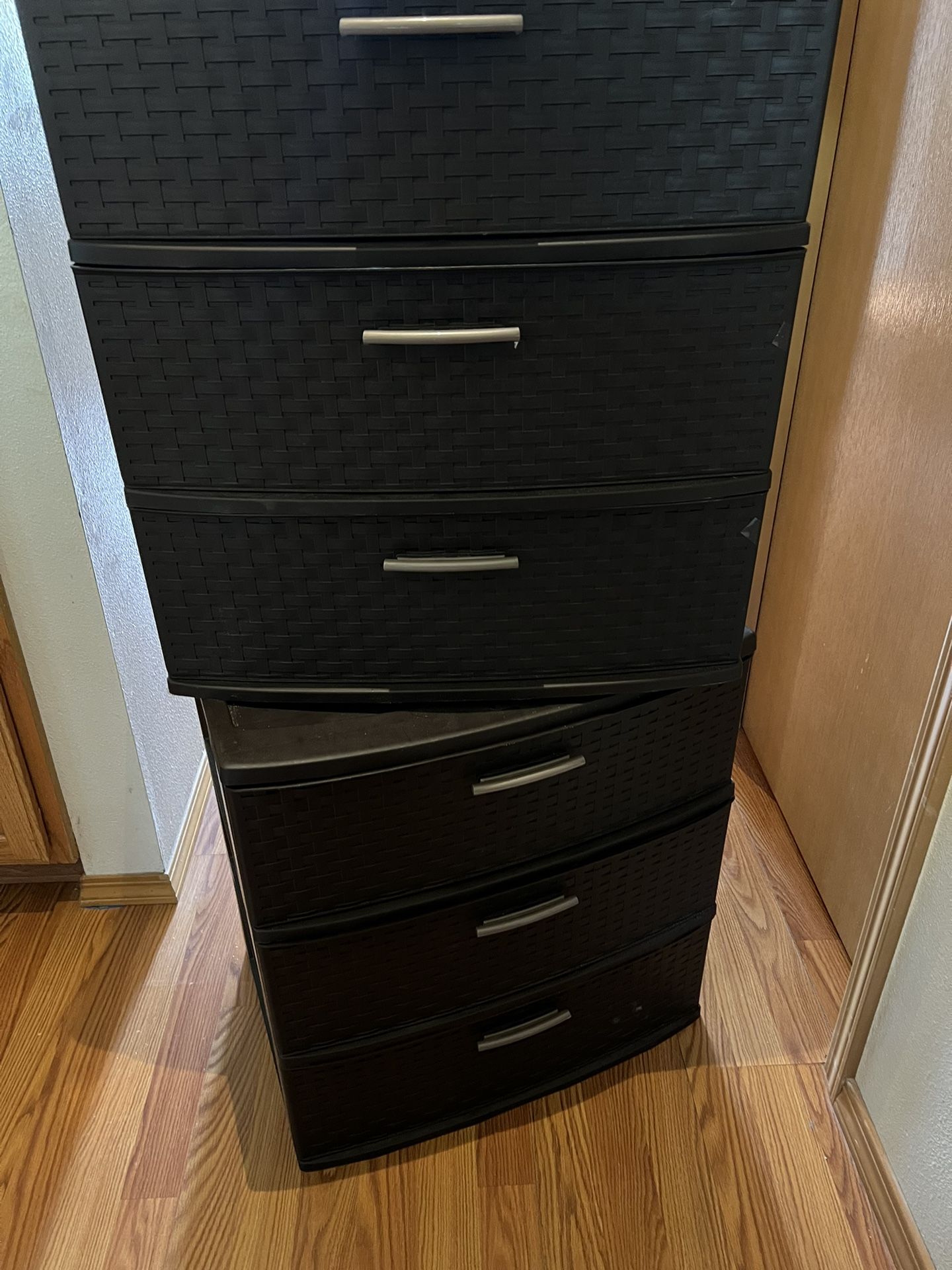 3 Drawer Plastic Drawers Have 1 Left