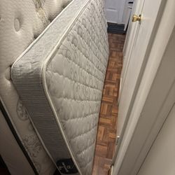 Sertapedic Twin Mattress 