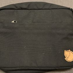 Fjallraven Travel Bag 