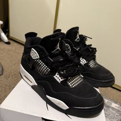 Jordan 4