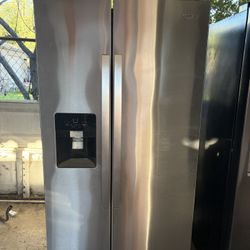 Whirlpool Refrigerator 