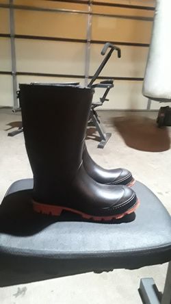 Rain boots size 1