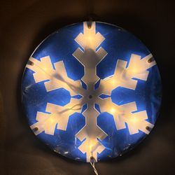  14” Lighted Snowflake Decoration – Good Pre-Owned Condition ❄️Read FULL Description Below 