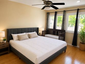 King Size Bed - Like New