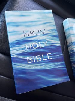 NKJV holy bible