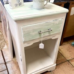 White And Seafoam Green End Table 
