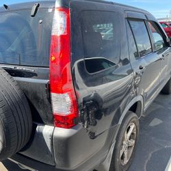 2004 honda crv ex-I AWD Black SUV with Rear Damage