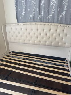 Large Clean Bed – Good Condition