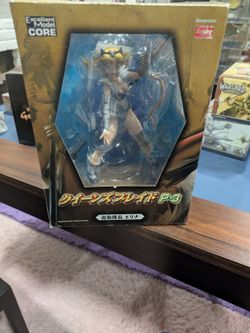 Queen's Blade Tomoe and Elina Figures