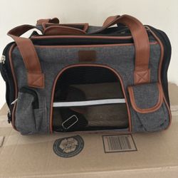 Pet carrier New