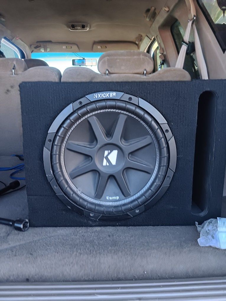 CLEAN 10" SUB & High Powered Kenwood AMP