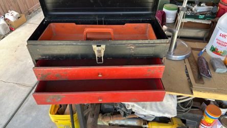 Craftsman tool box used