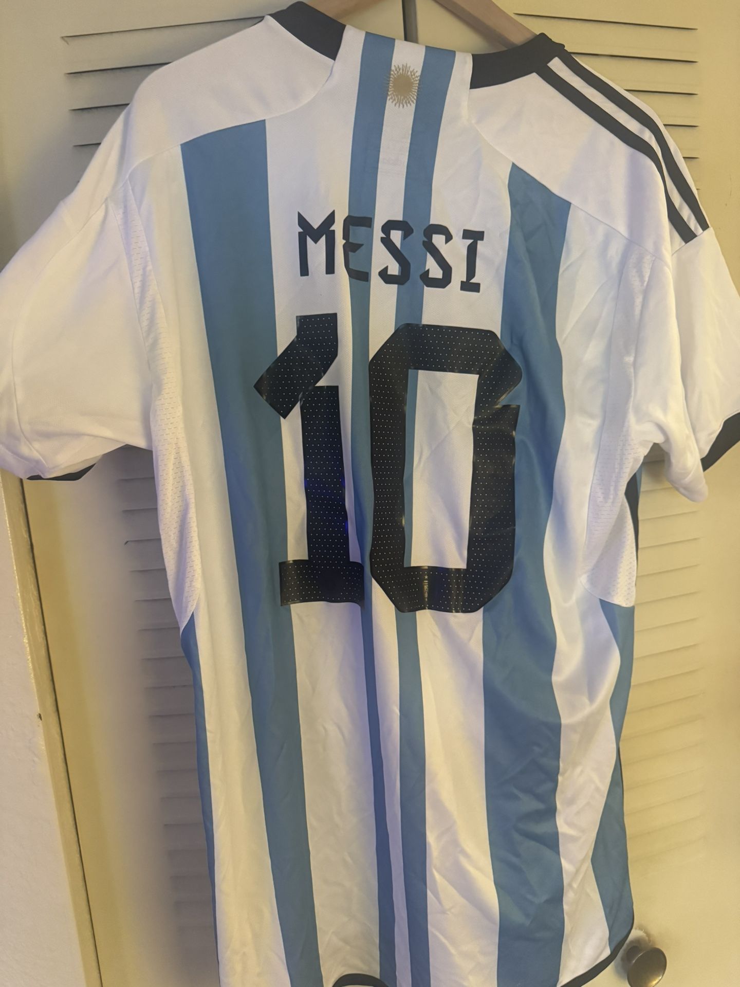 XL SLIM FIT MESSI JERSEY