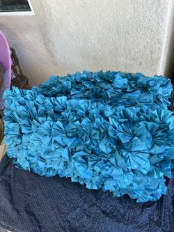 Set Of 2 Decorative Pillows (brand New)