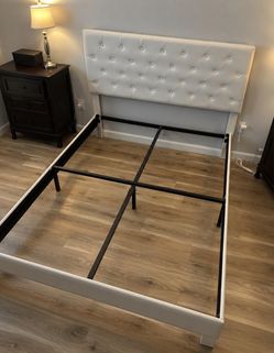 Queen Bed Frame - Estructura de Cama tamaño queen