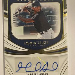 2022 Panini Immaculate: Immaculate Signatures IS-GA Gabriel Arias, Cleveland Guardians /49