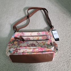 beautiful brand new women bag. (MUST SELL TODAY)