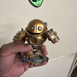 Blitzcrank Statue