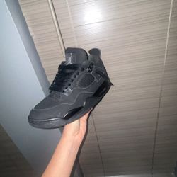 Jordan 4 Black Cats