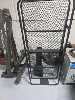 luggage carrier hitch mount