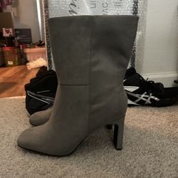 Gray Boots Size 8.5