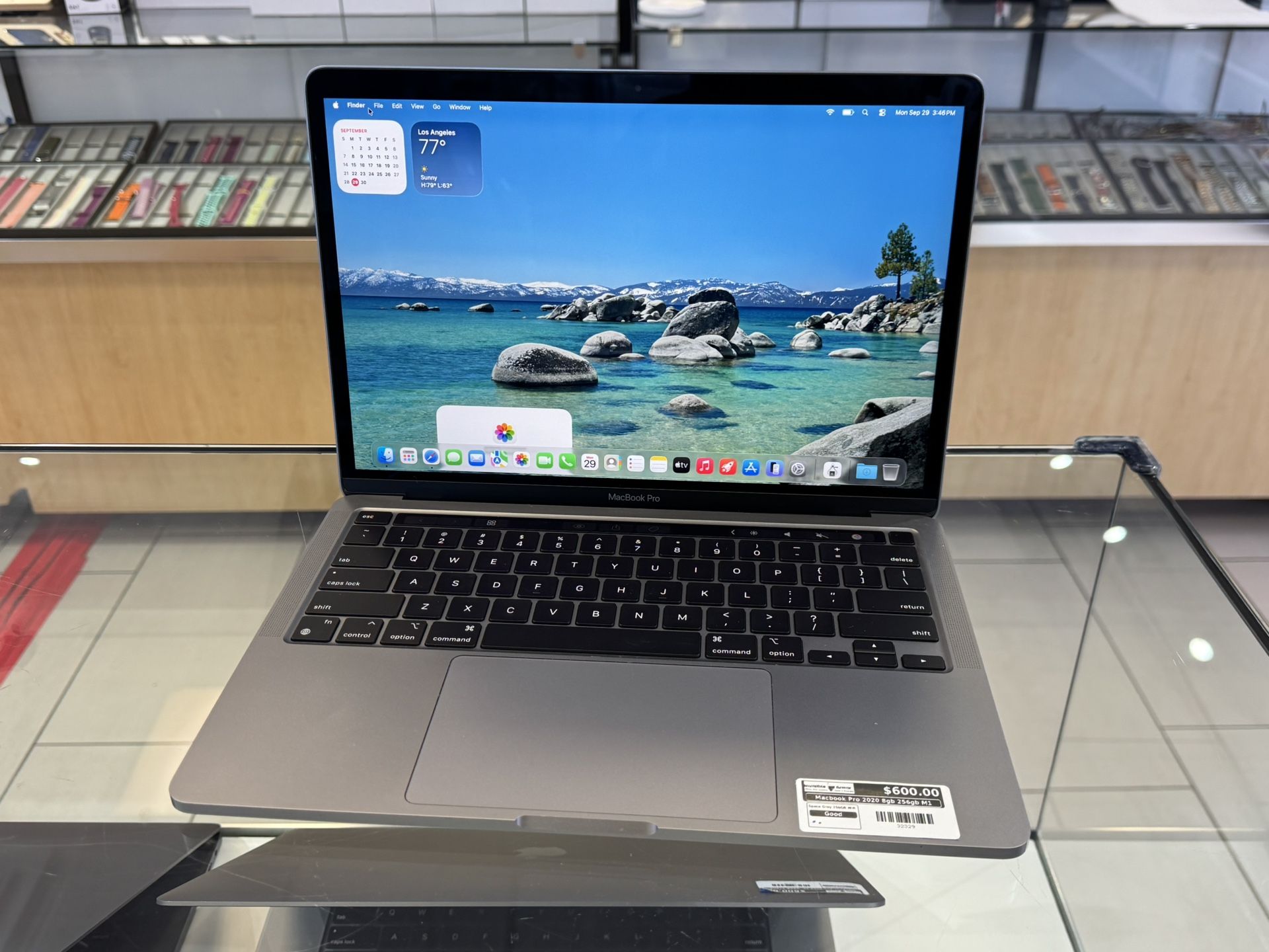 Apple MacBook Pro 2020 M1 8GB 256gb