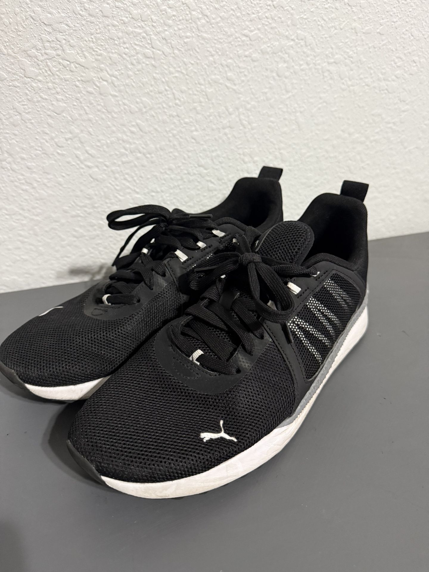 Men’s Size 11 Pumas