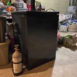 Danby Kegerator