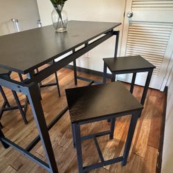 Dining Table With 4 Stool/chairs