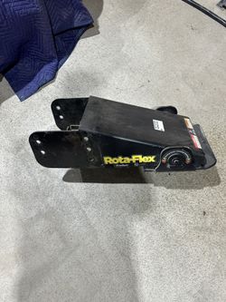 Fifth Wheel King Pin. 11-7/8 Mount