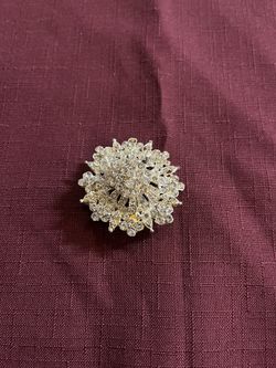 Silver Tone Flower/Pin Brooch 